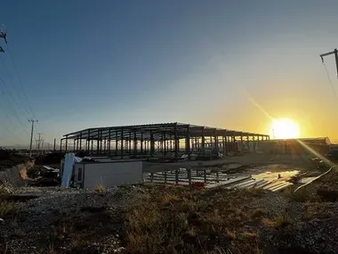 Taller de estructura de acero prefabricada de 400 toneladas en México