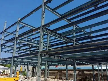 Proyecto de estructura de acero de varios pisos en Maldivas