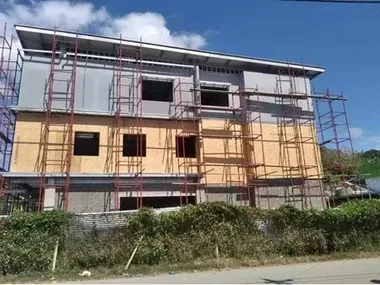 Hospital de tres pisos con estructura de acero en las Islas Salomón