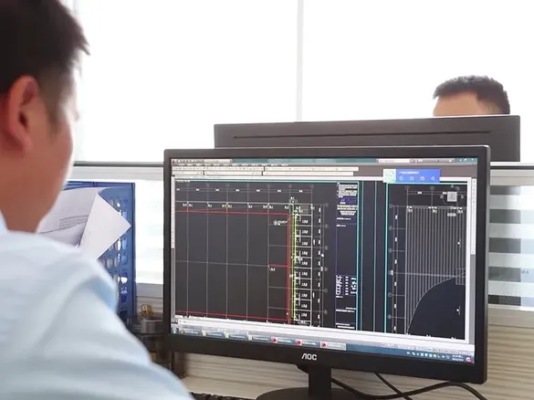 Capacidades técnicas y cumplimiento de normas