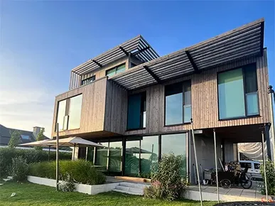 Villa de varias plantas en los Países Bajos